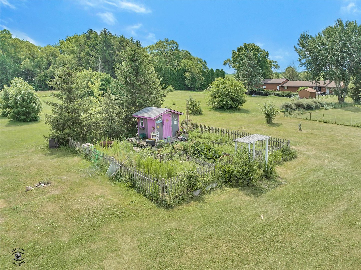 944 E County Line Road, Grant Park, IL 60940
