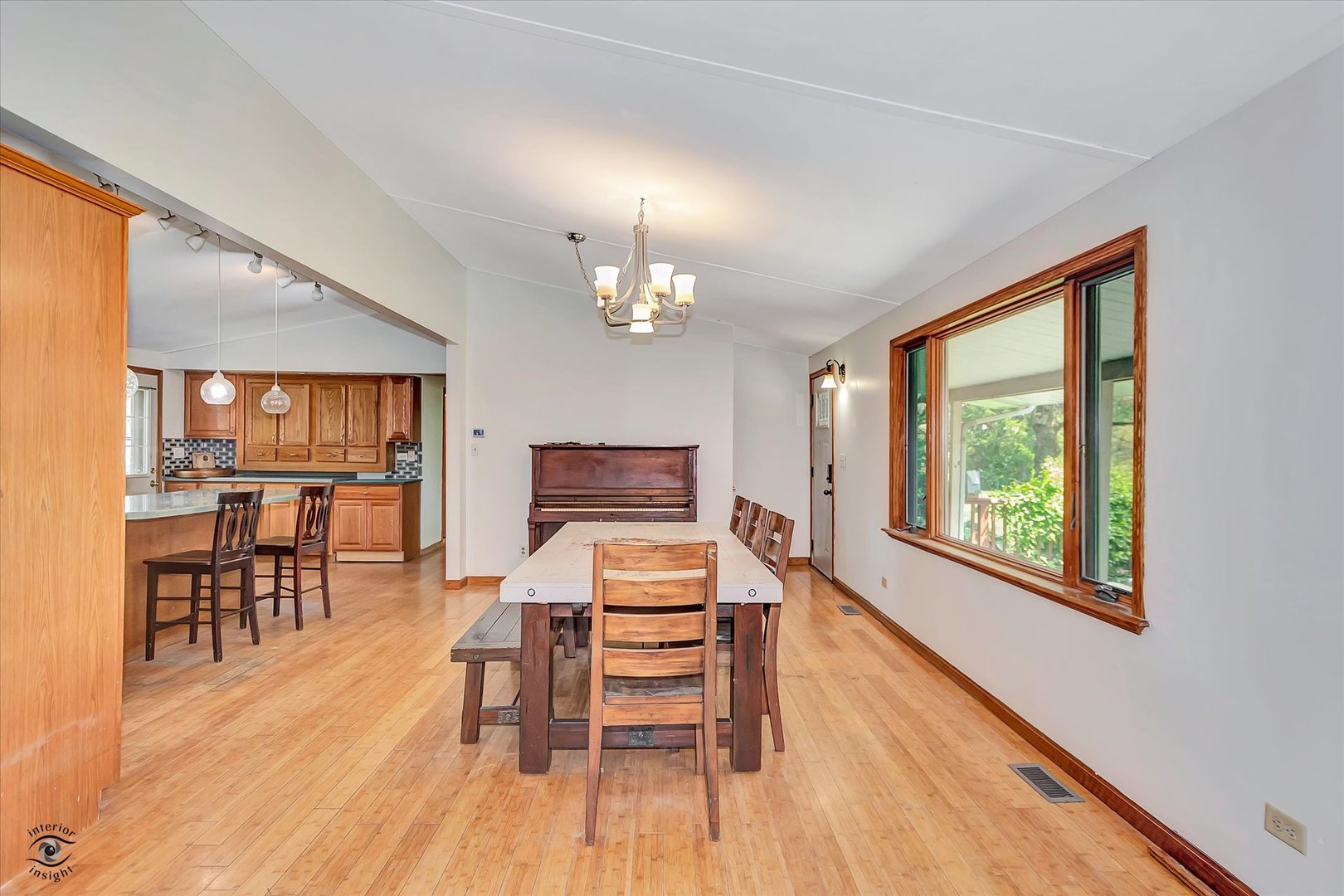 944 E County Line Road, Grant Park, IL 60940