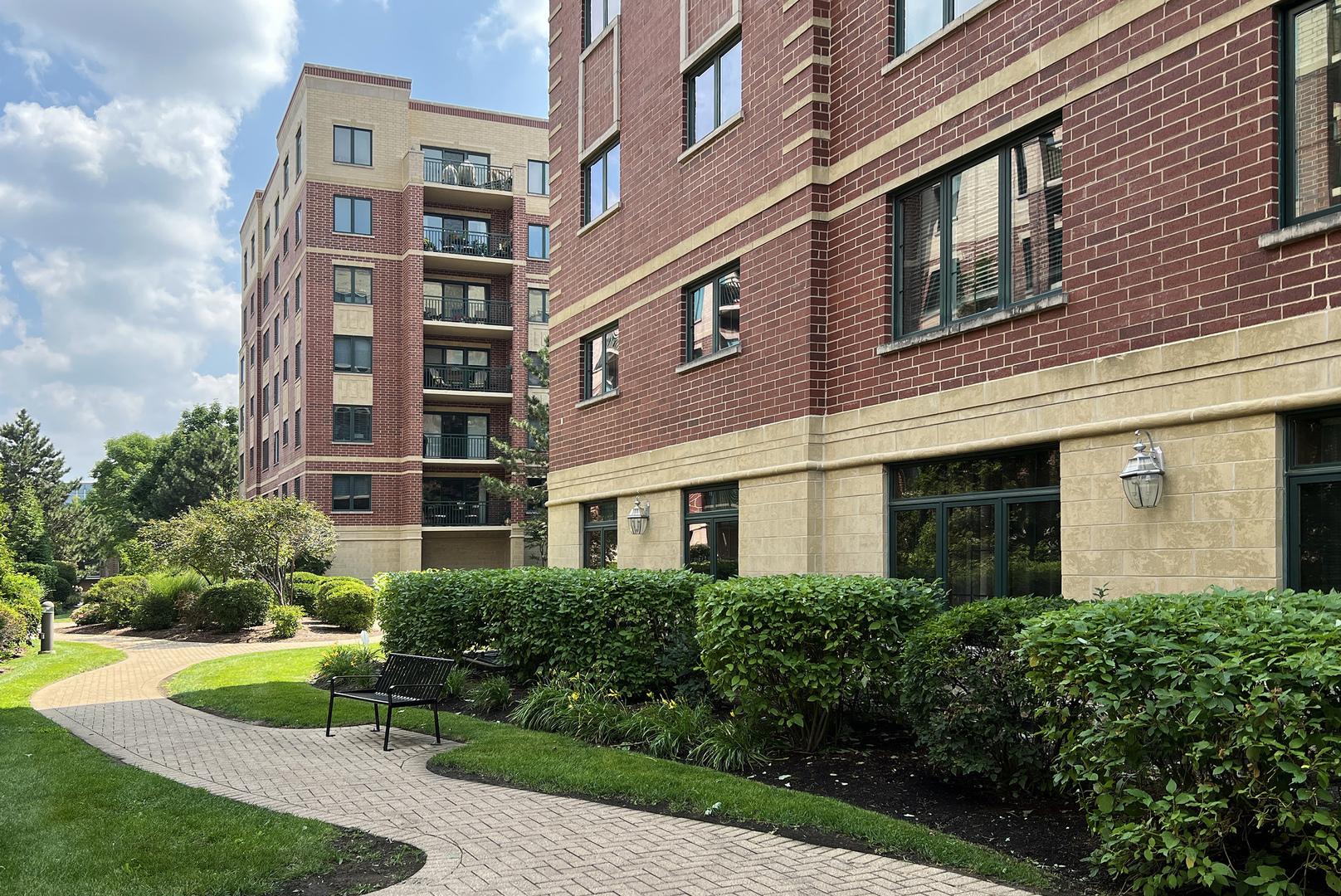 11 S Wille Street #311, Mount Prospect, IL 60056