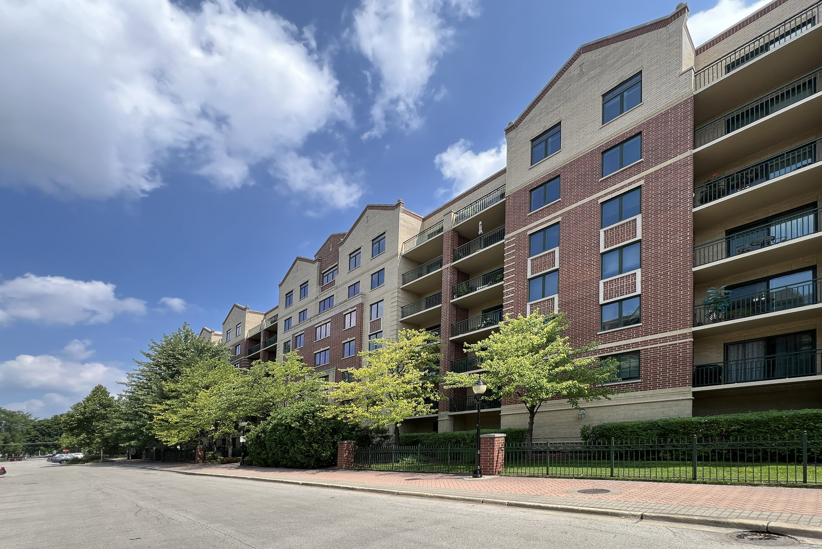 11 S Wille Street #311, Mount Prospect, IL 60056