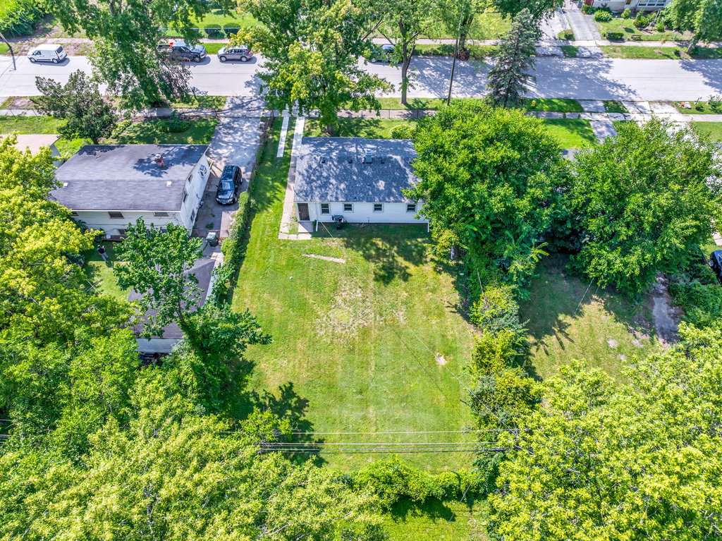 15417 Cherry Lane, Markham, IL 60428