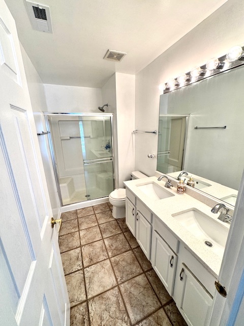 2866 Stonewater Drive, Naperville, IL 60564