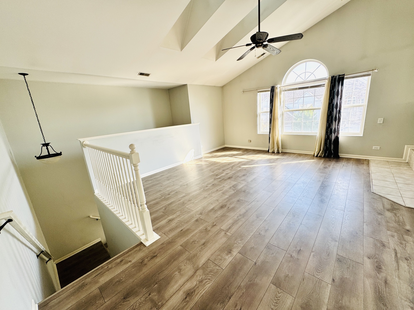 2866 Stonewater Drive, Naperville, IL 60564