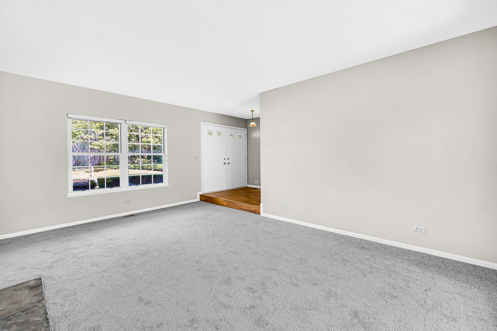 642 Dunham Road, Gurnee, IL 60031