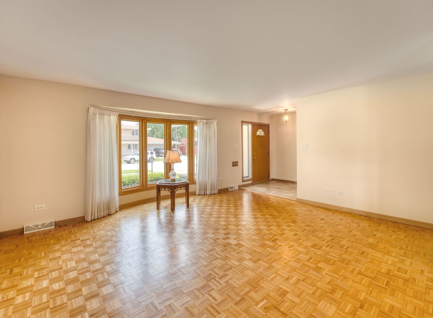 10004 PARKE Avenue, Oak Lawn, IL 60453