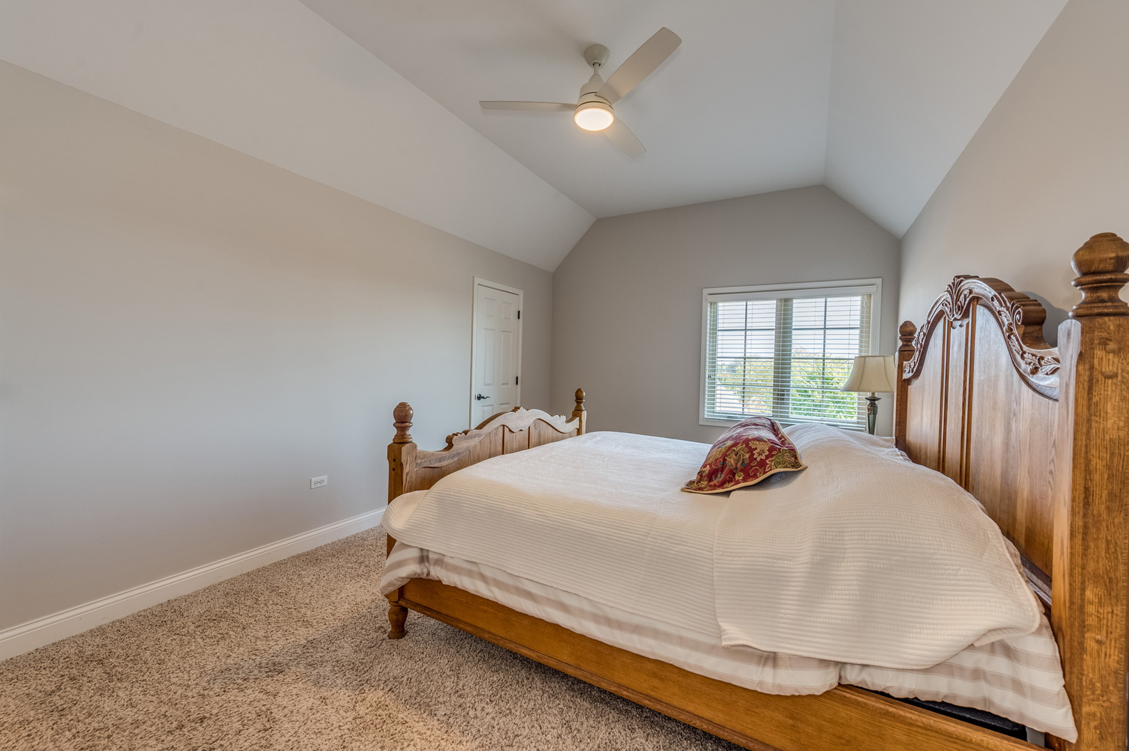 2918 Hapner Way, Batavia, IL 60510