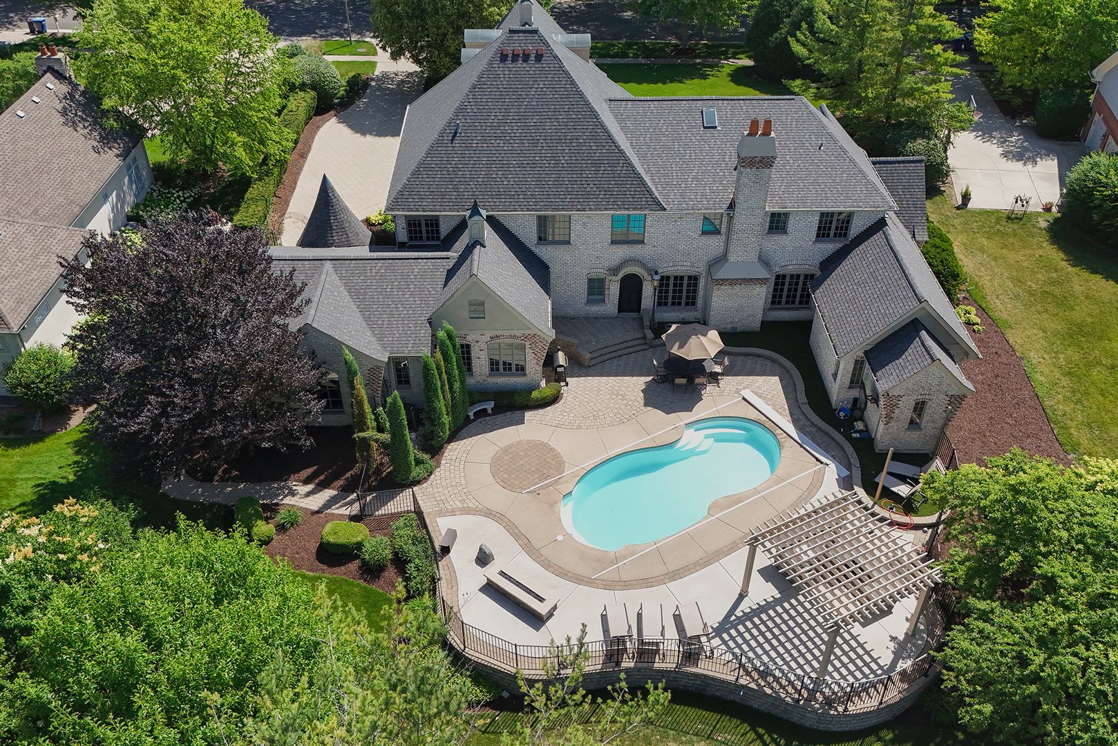 4006 Royal Fox Drive, St. Charles, IL 60174