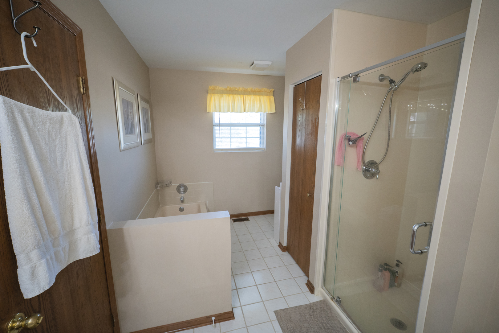510 ORCHARDS Pass, Bartlett, IL 60103
