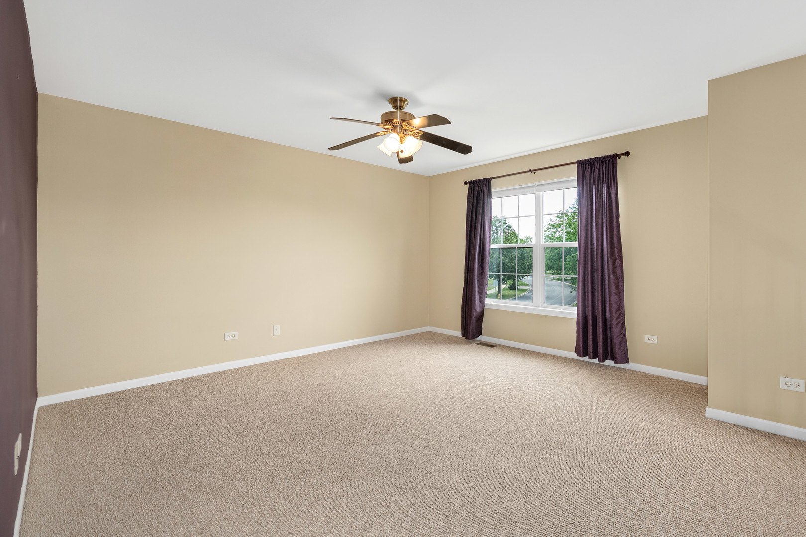 190 Christine Way, Bolingbrook, IL 60440