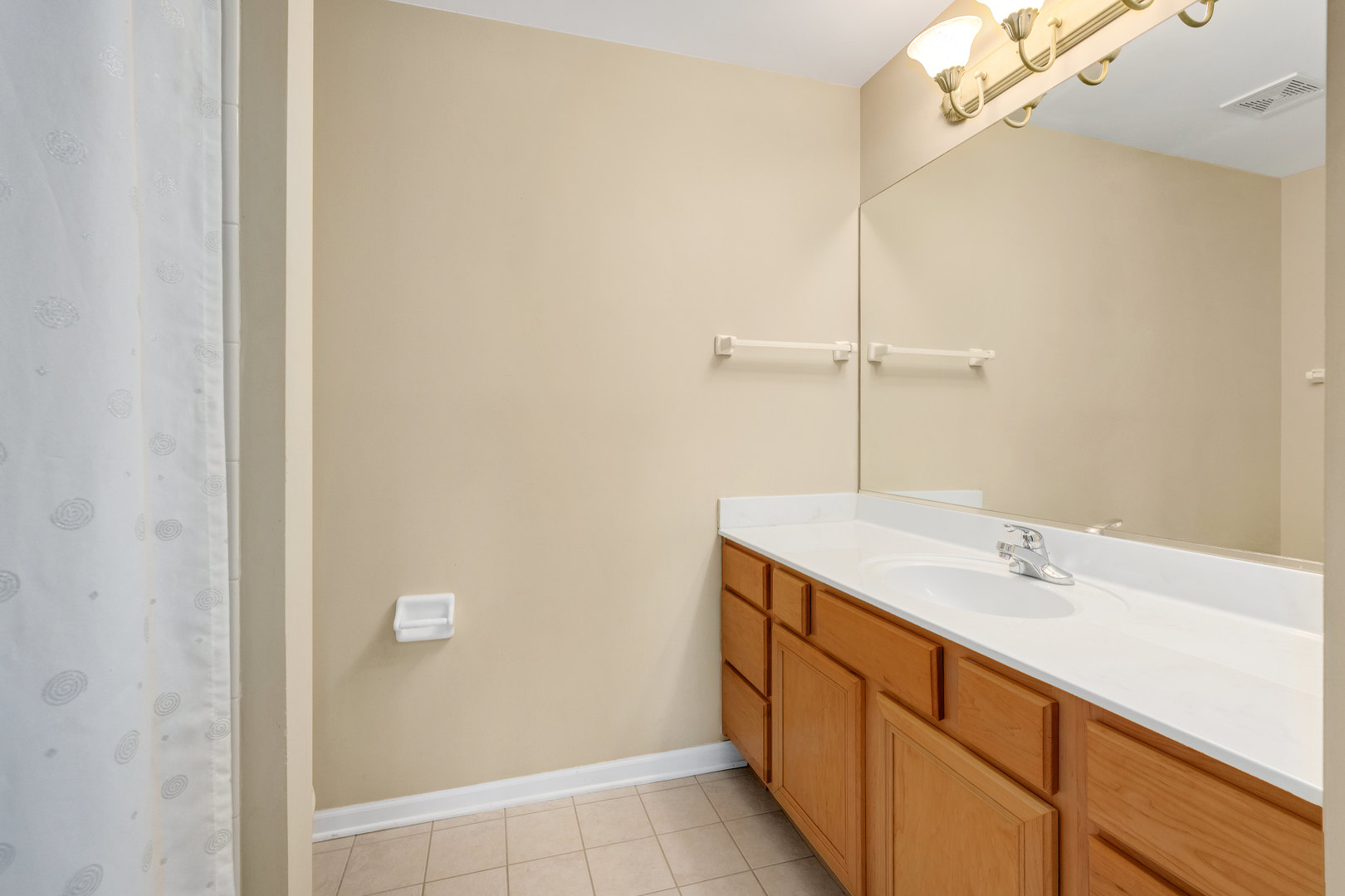 190 Christine Way, Bolingbrook, IL 60440