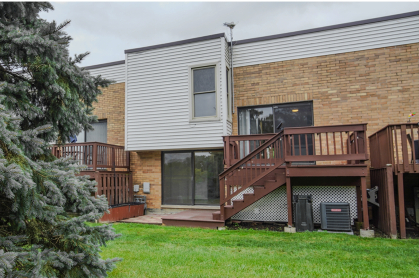 364 Cedar Tree Court, Hoffman Estates, IL 60169