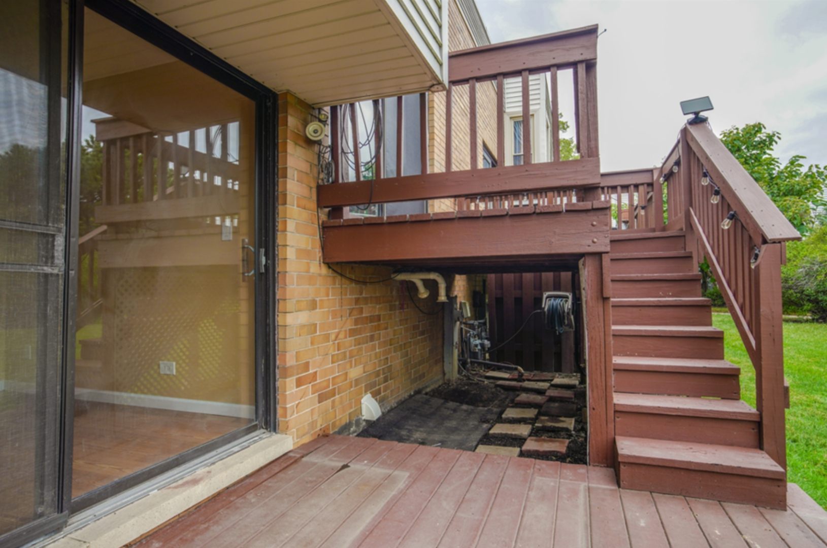 364 Cedar Tree Court, Hoffman Estates, IL 60169