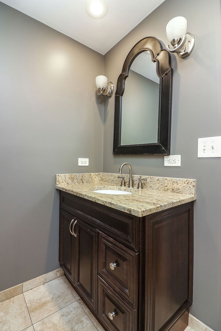 6104 N GLENWOOD Avenue #1, Chicago, IL 60660