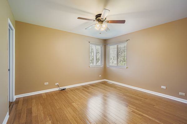 651 Anderson Drive, Lake In The Hills, IL 60156