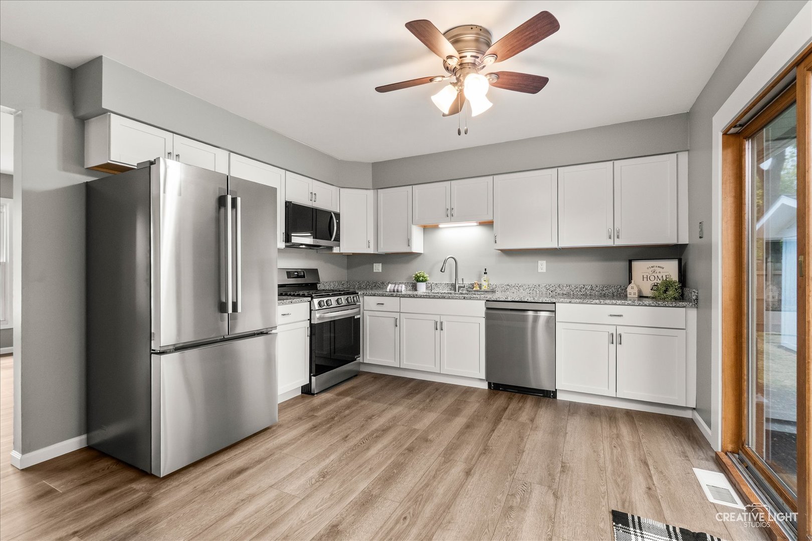 173 Dolores Street, Oswego, IL 60543