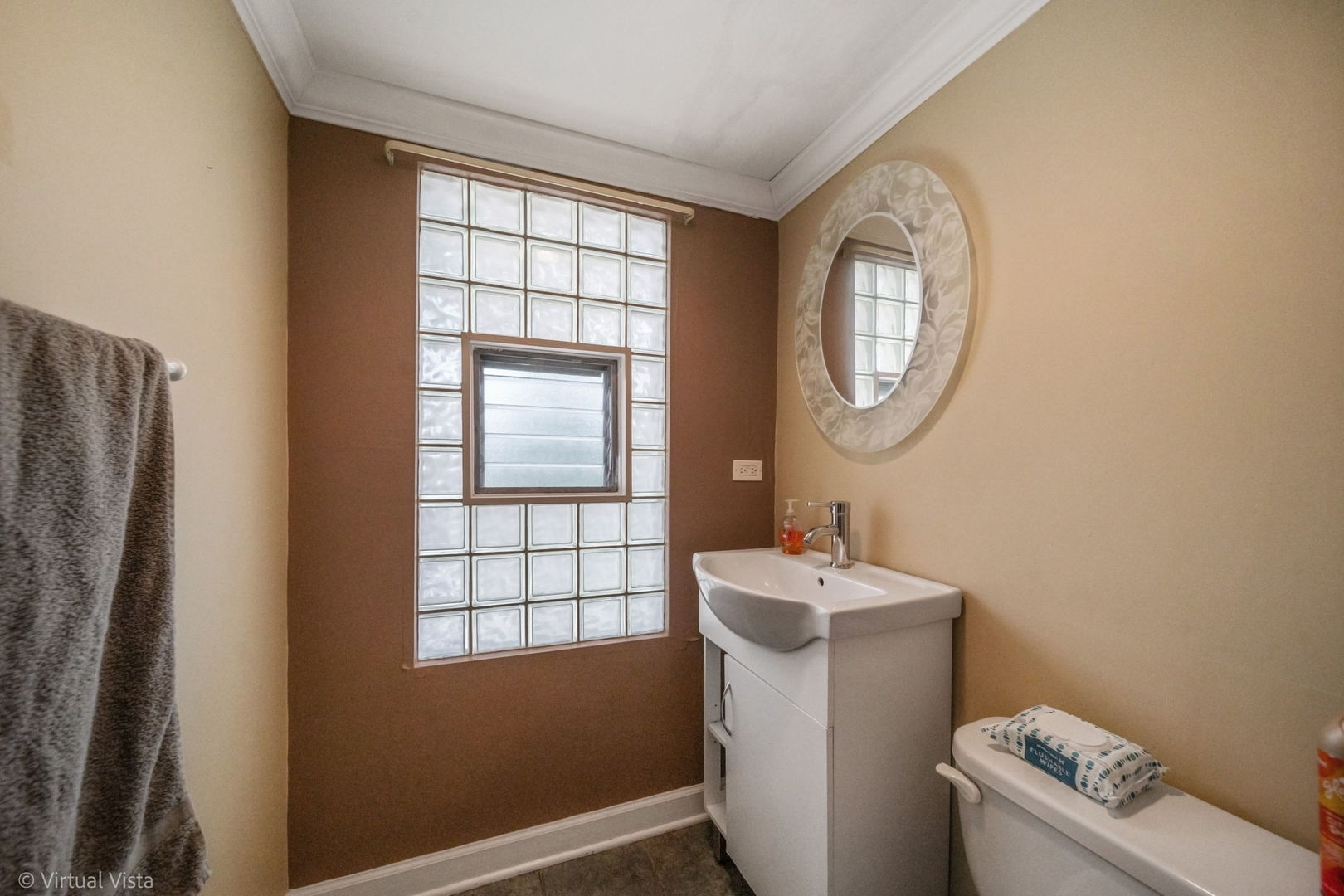 6435 S Lawler Avenue, Chicago, IL 60638