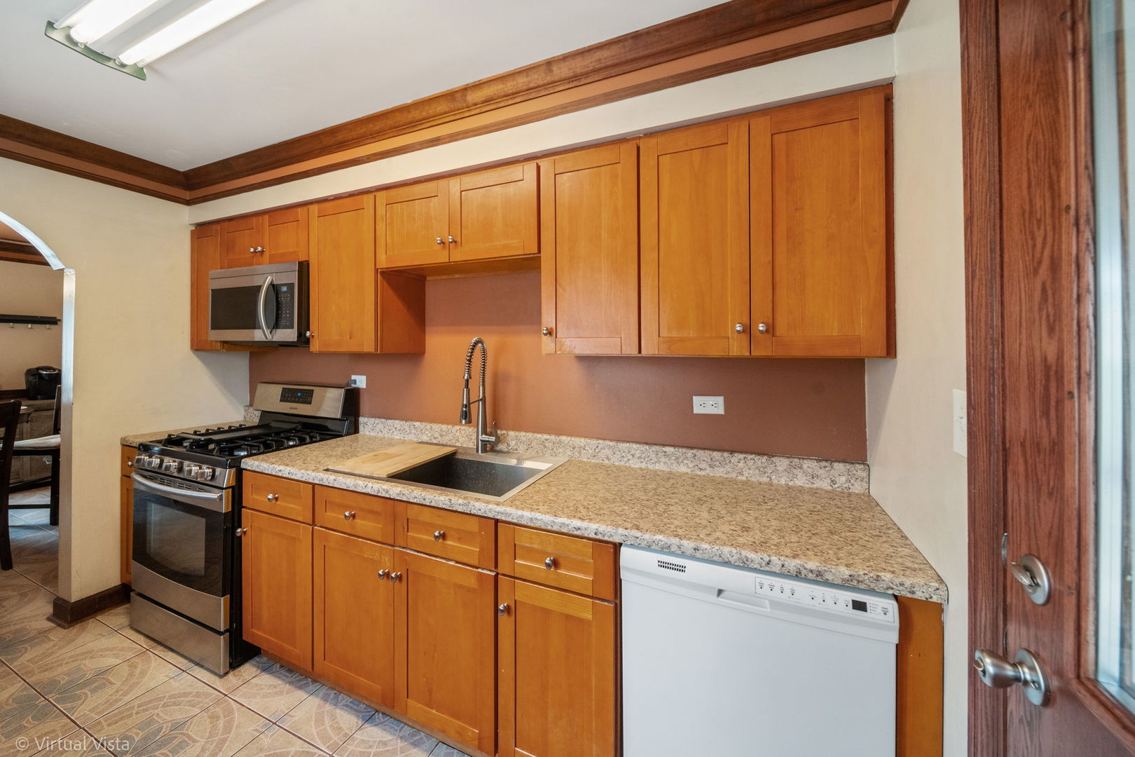 6435 S Lawler Avenue, Chicago, IL 60638