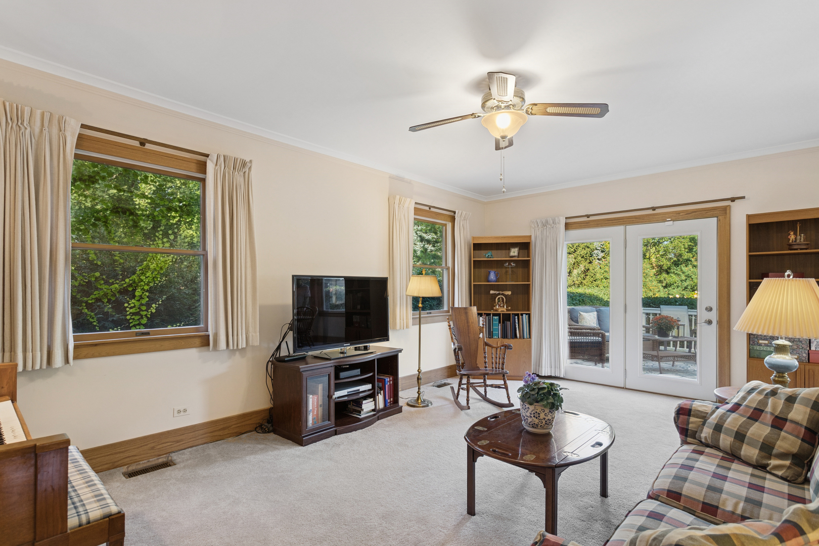 1111 Lexington Street, Wheaton, IL 60187