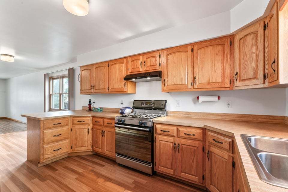 9117 Kennedy Avenue, Highland, IN 46322