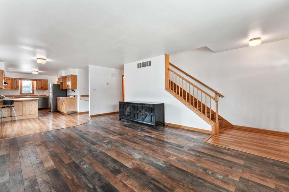 9117 Kennedy Avenue, Highland, IN 46322