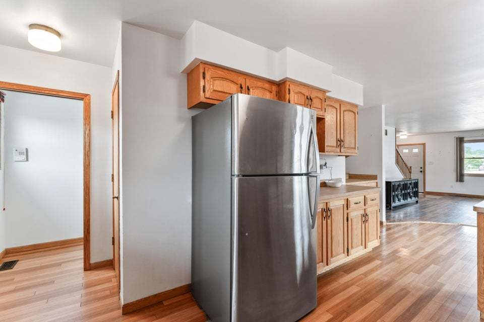 9117 Kennedy Avenue, Highland, IN 46322