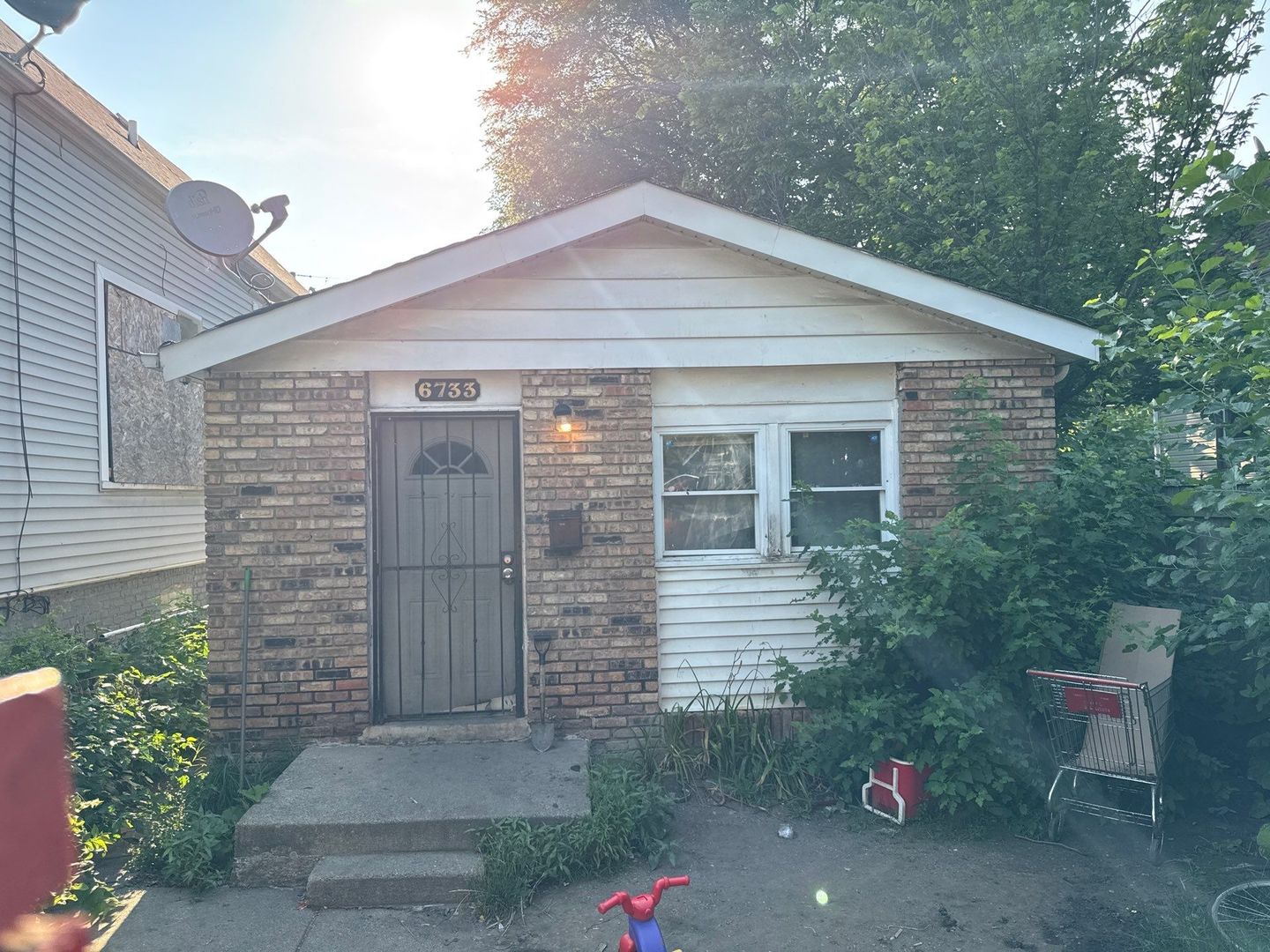 6733 S Throop Street, Chicago, IL 60636