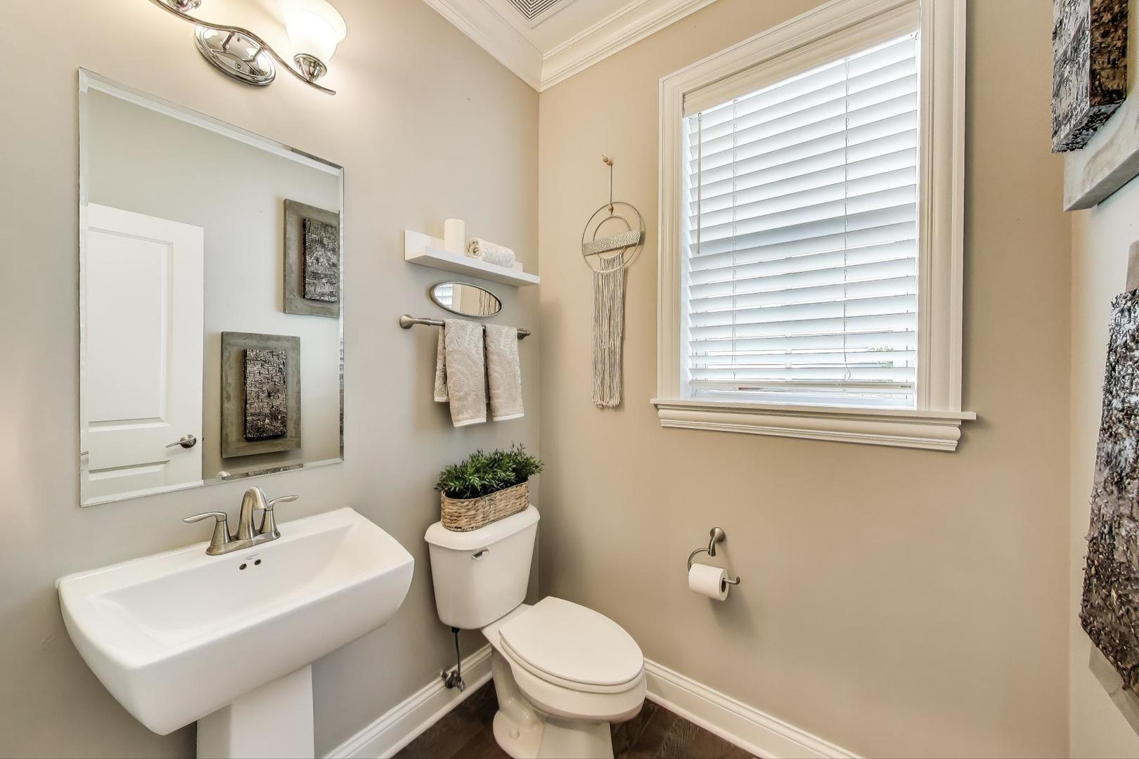 24 S Kaspar Avenue, Arlington Heights, IL 60005