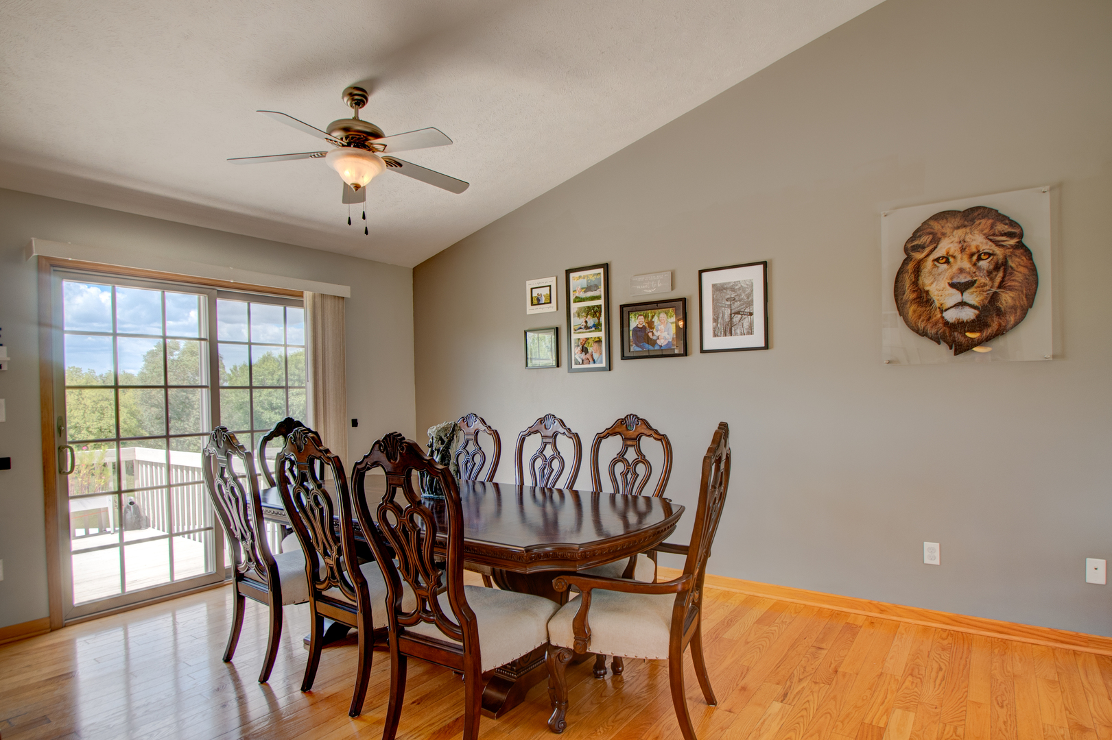 9558 Grasselli Avenue, St. John, IN 46373