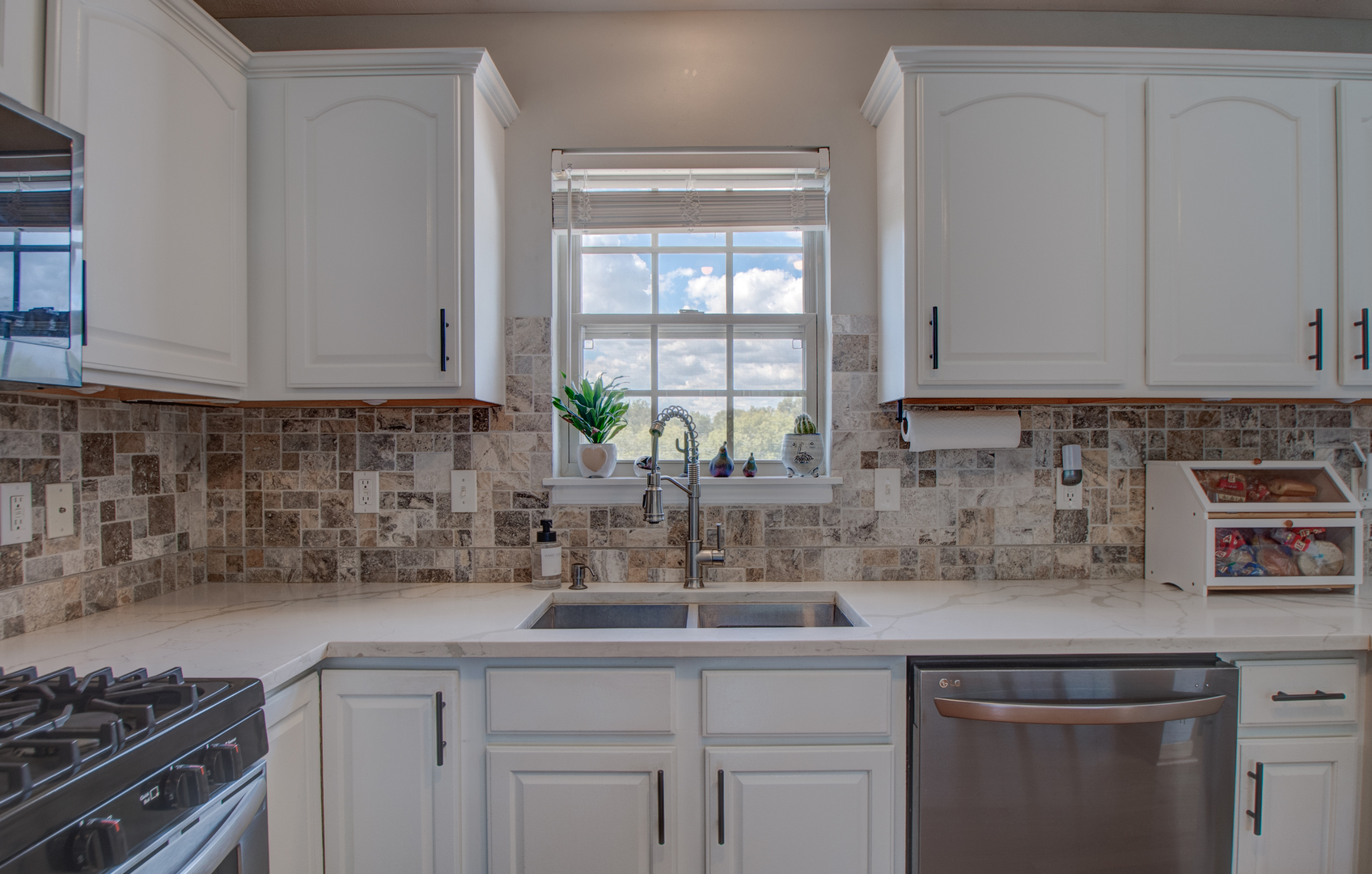 9558 Grasselli Avenue, St. John, IN 46373