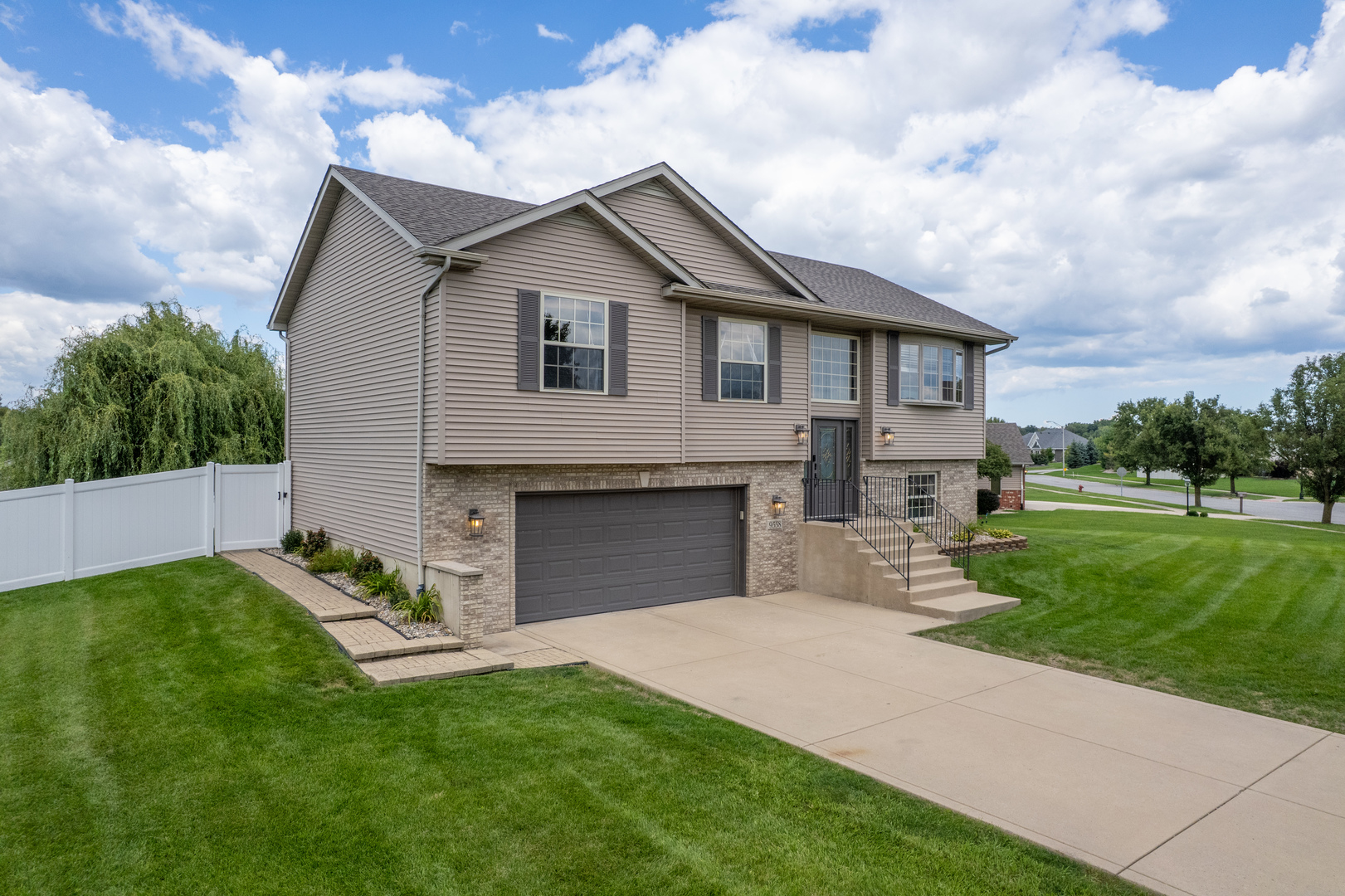 9558 Grasselli Avenue, St. John, IN 46373
