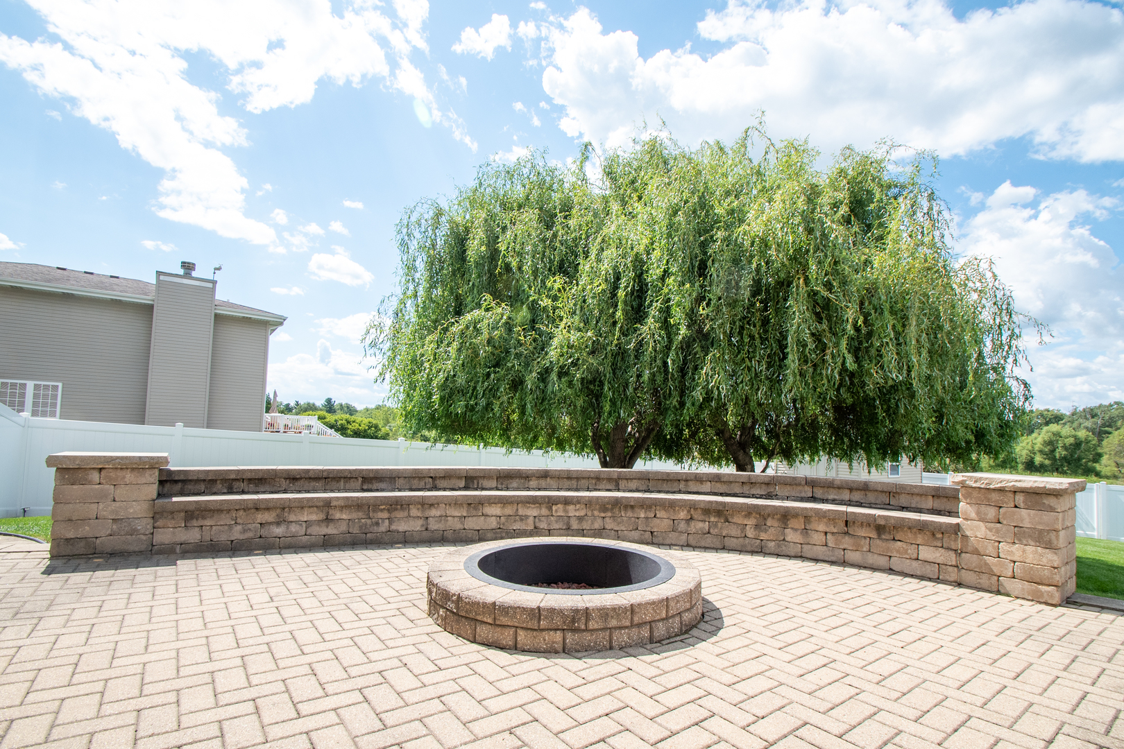 9558 Grasselli Avenue, St. John, IN 46373