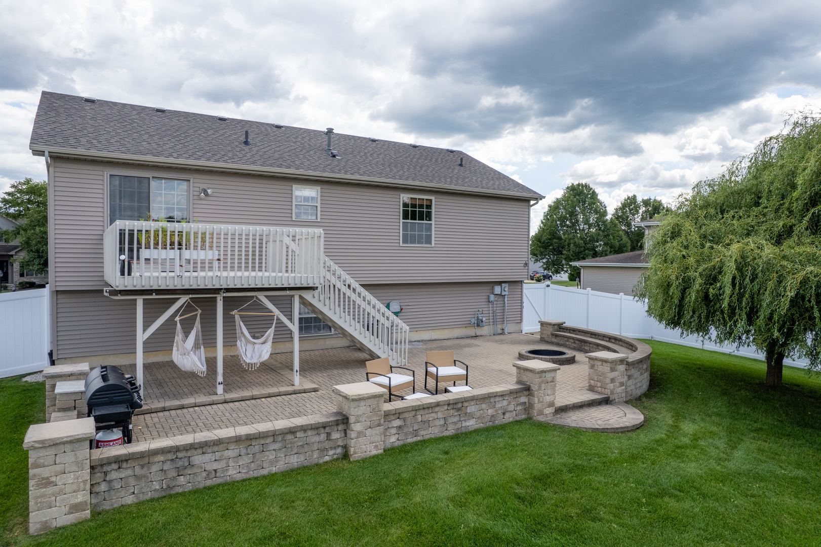 9558 Grasselli Avenue, St. John, IN 46373