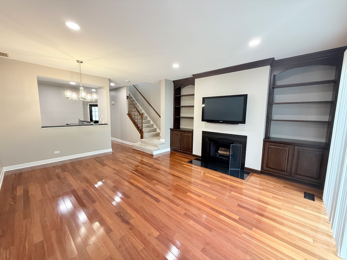 308 Glen Leven Court #308, Schaumburg, IL 60194