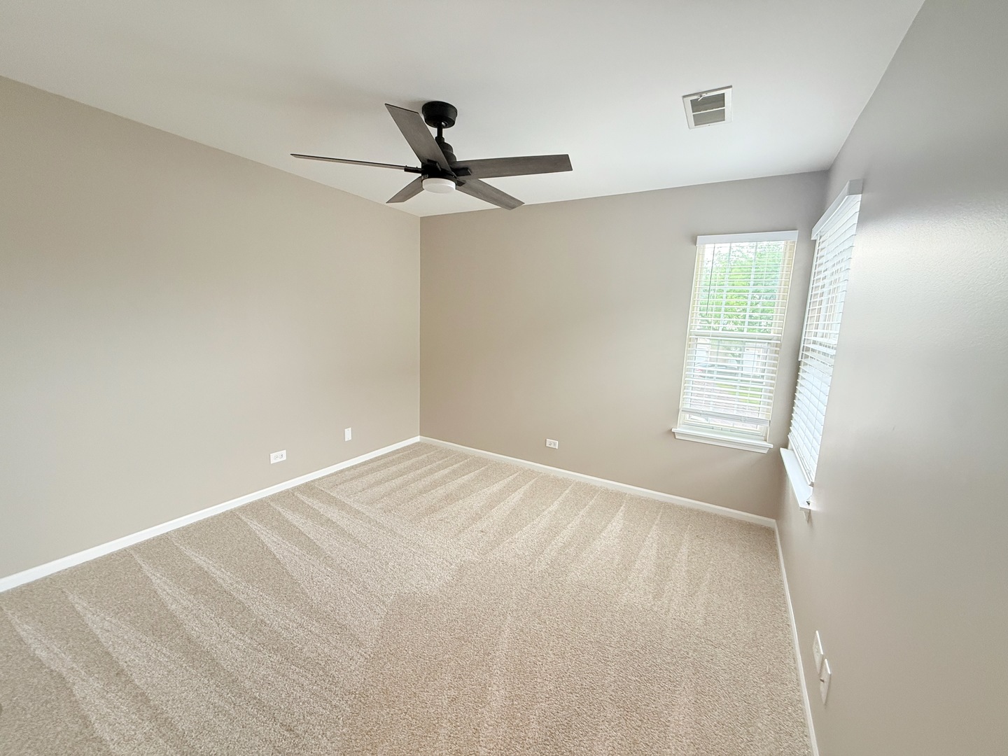 308 Glen Leven Court #308, Schaumburg, IL 60194
