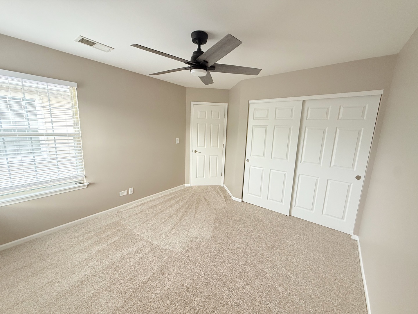 308 Glen Leven Court #308, Schaumburg, IL 60194