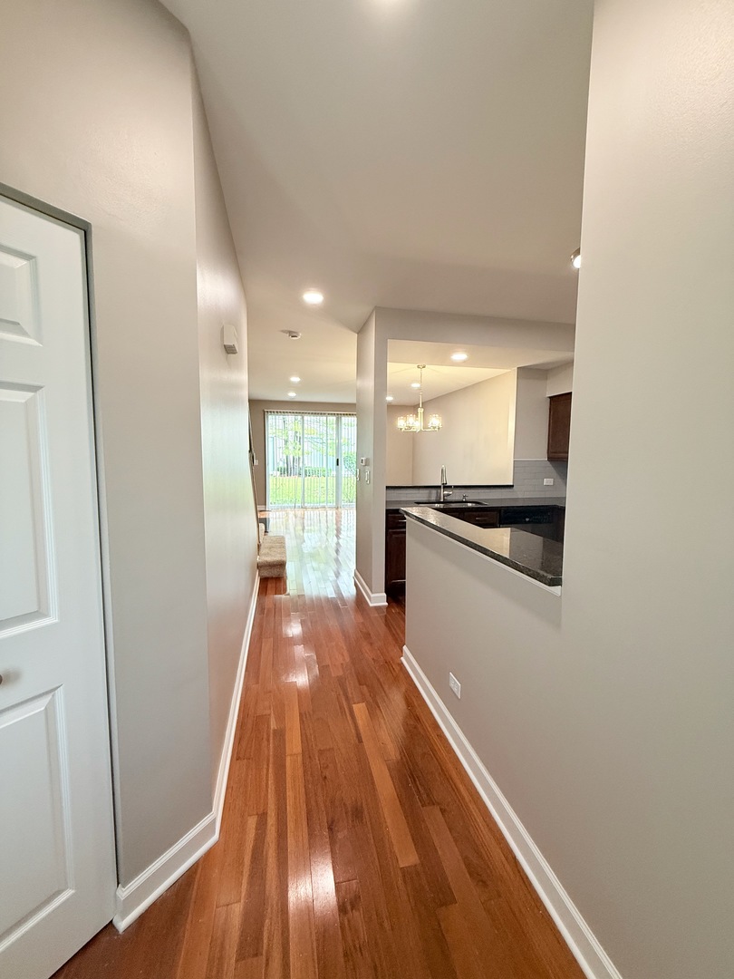 308 Glen Leven Court #308, Schaumburg, IL 60194