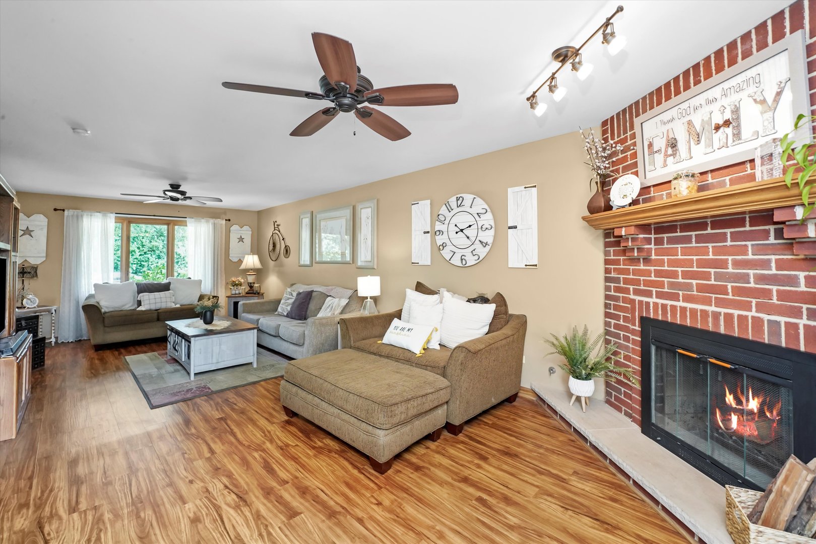 16620 Pear Avenue, Orland Park, IL 60467