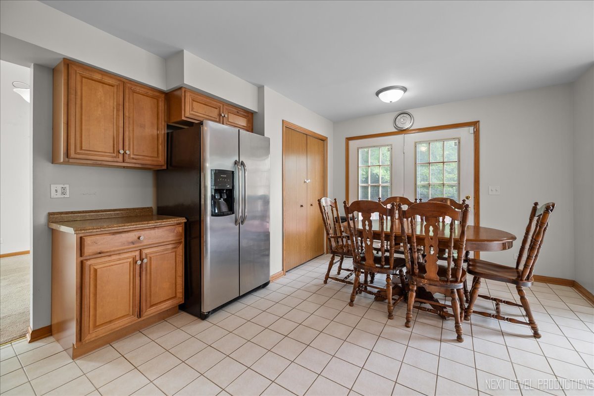 360 Thomas Drive, West Chicago, IL 60185