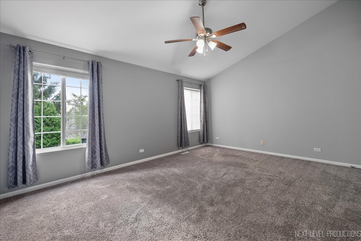 360 Thomas Drive, West Chicago, IL 60185