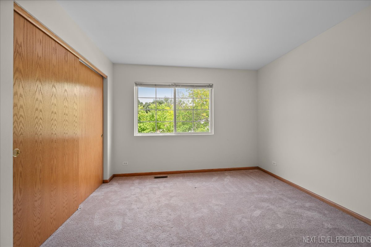 360 Thomas Drive, West Chicago, IL 60185