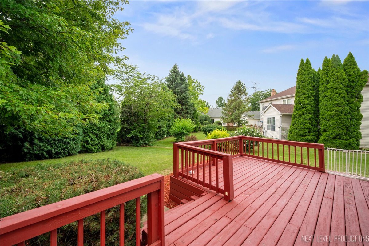 360 Thomas Drive, West Chicago, IL 60185