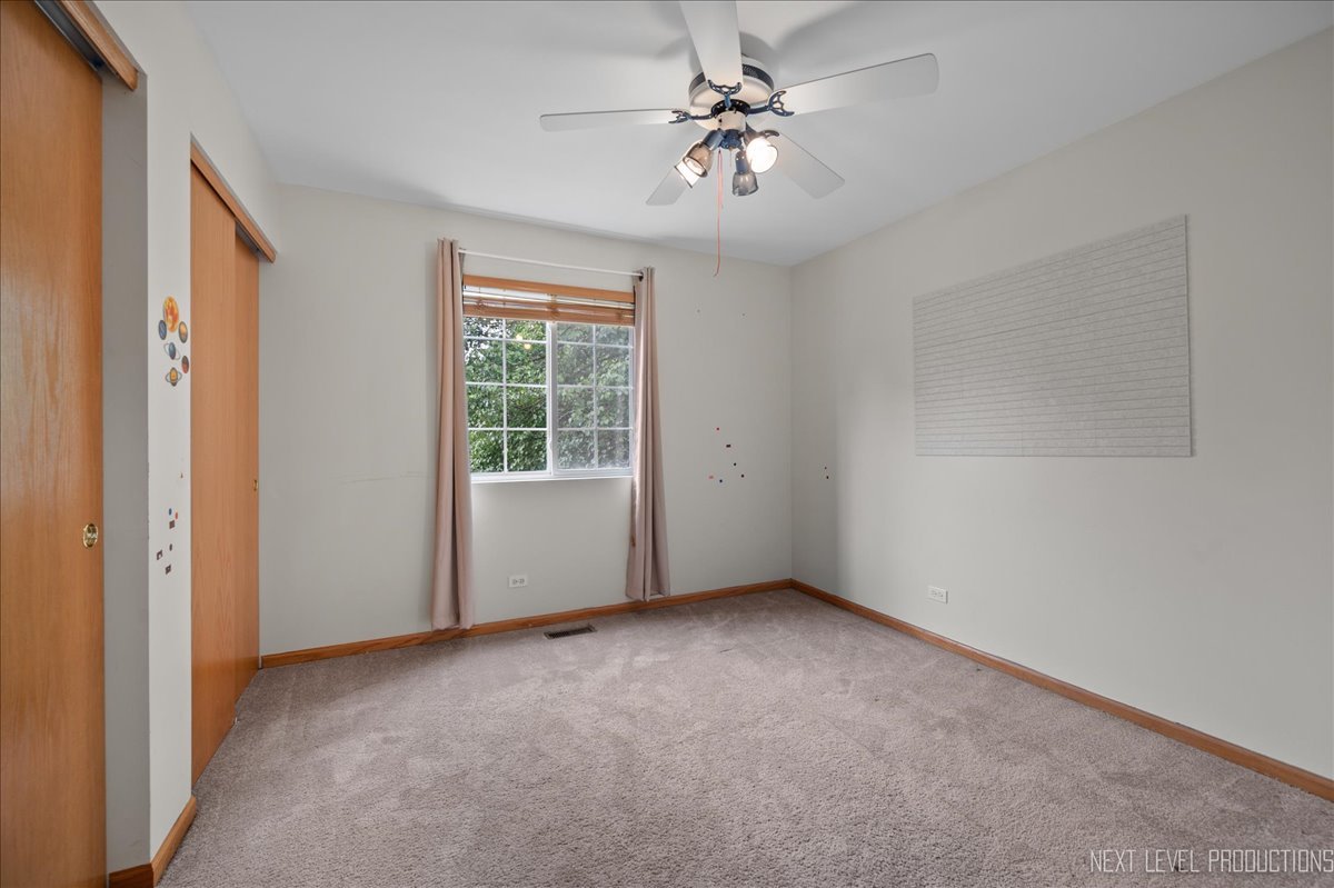 360 Thomas Drive, West Chicago, IL 60185