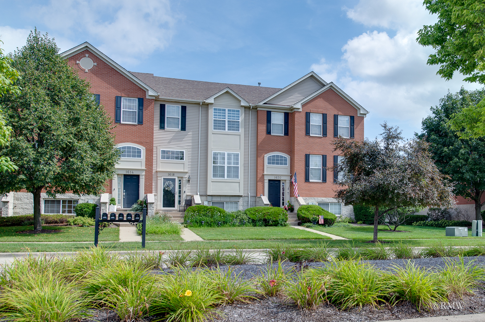 1618 Thornbury Drive #122-4, Bartlett, IL 60103