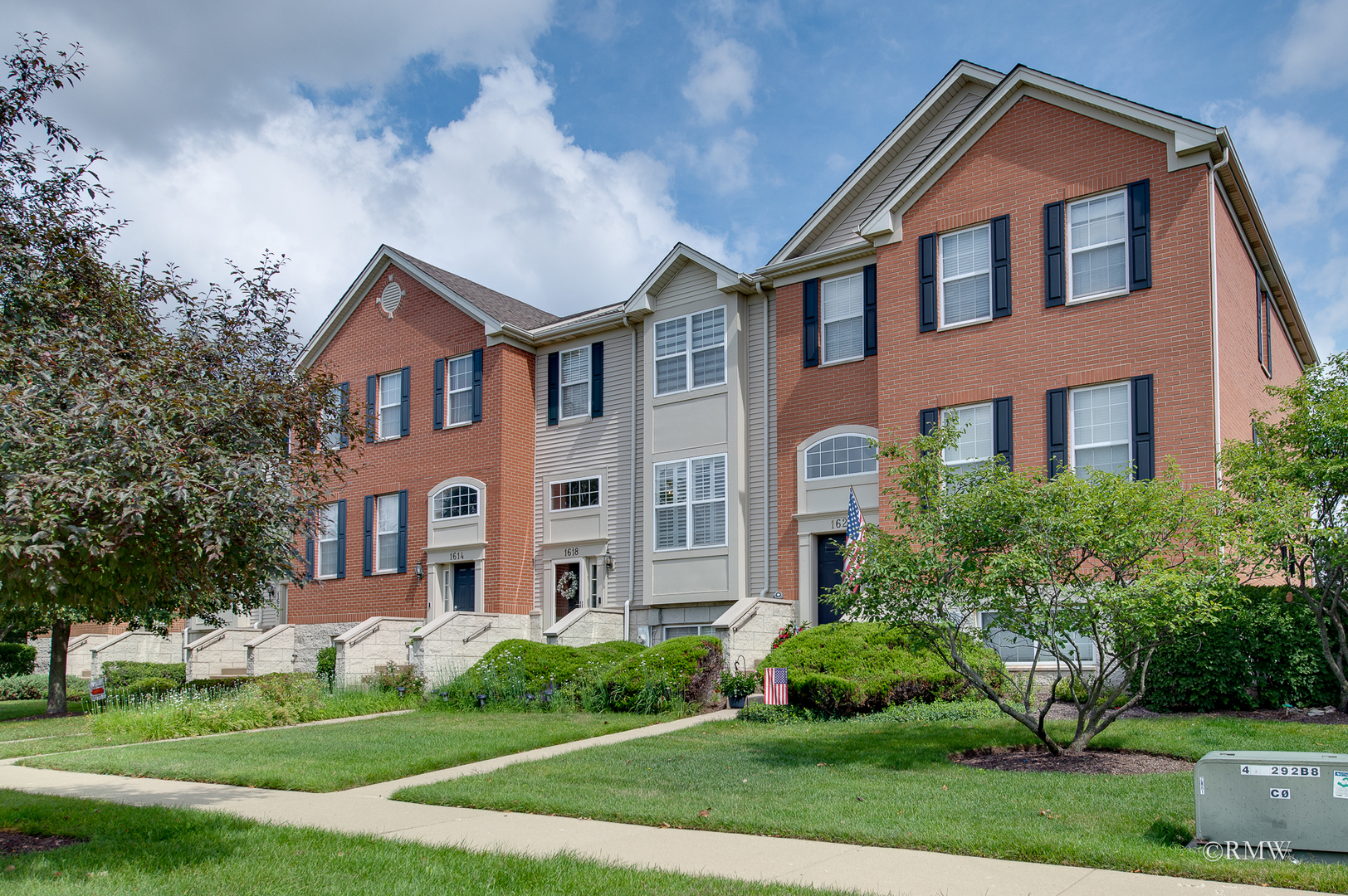 1618 Thornbury Drive #122-4, Bartlett, IL 60103