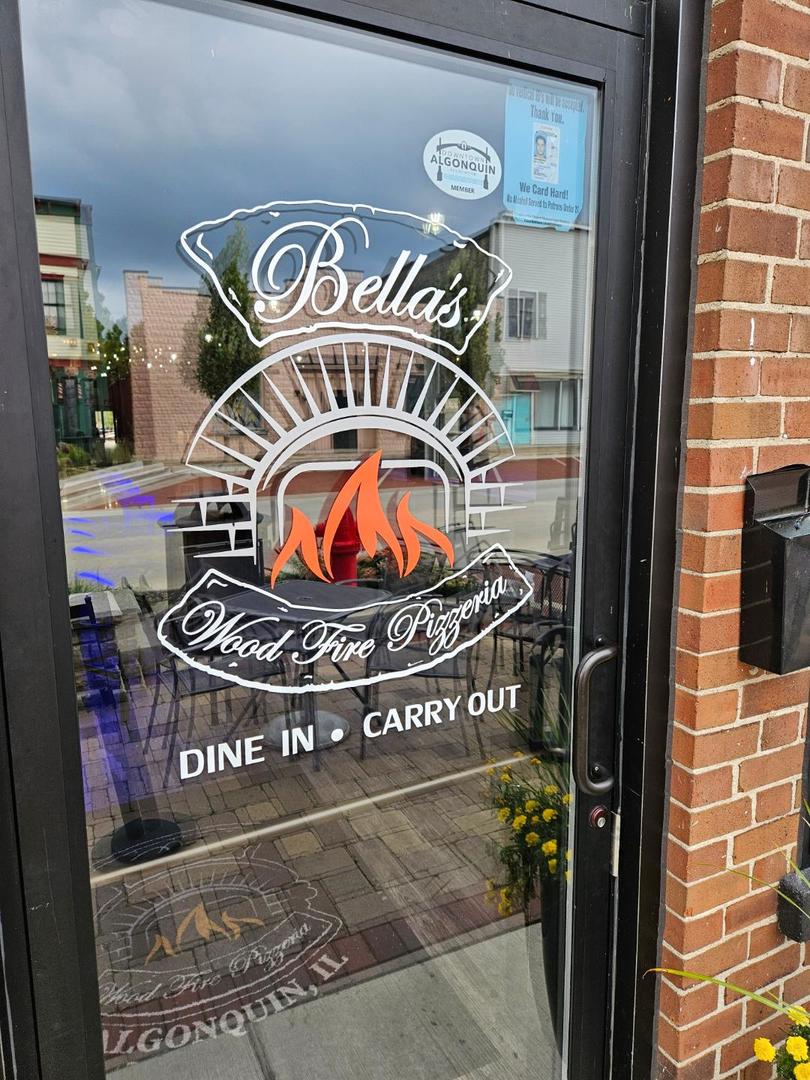 123 S Main Street, Algonquin, IL 60102