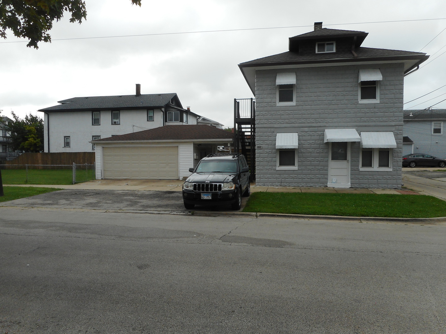 1218 N 22nd Avenue, Melrose Park, IL 60160