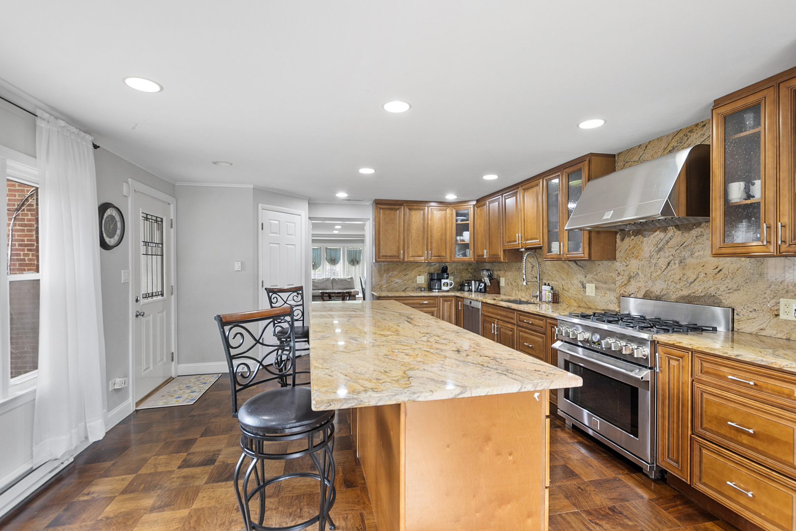 1515 Monroe Avenue, River Forest, IL 60305