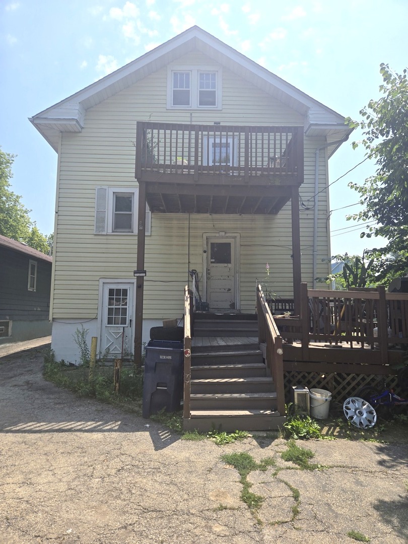522 George Avenue, Waukegan, IL 60085