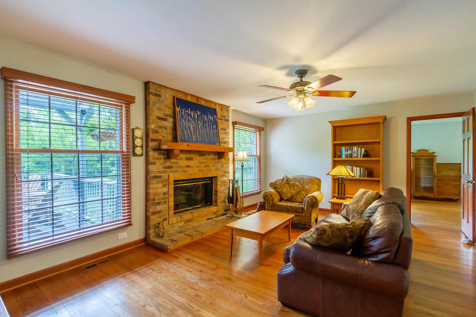 215 Hilltop Lane, Sleepy Hollow, IL 60118