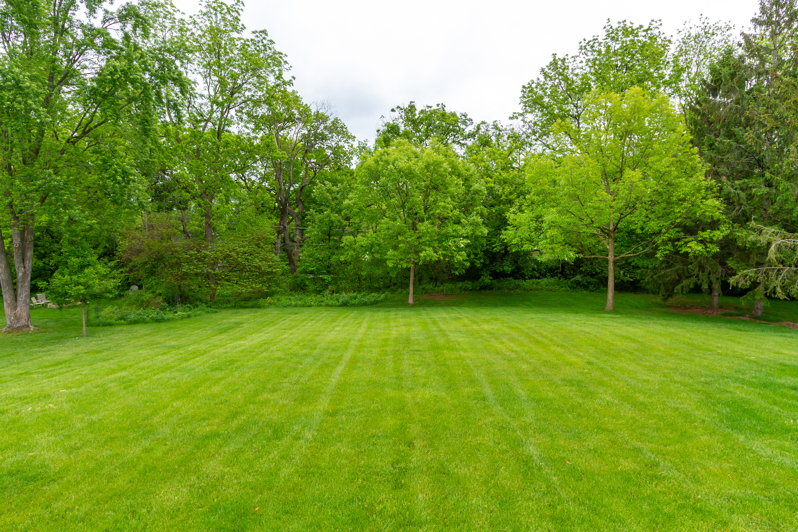 215 Hilltop Lane, Sleepy Hollow, IL 60118
